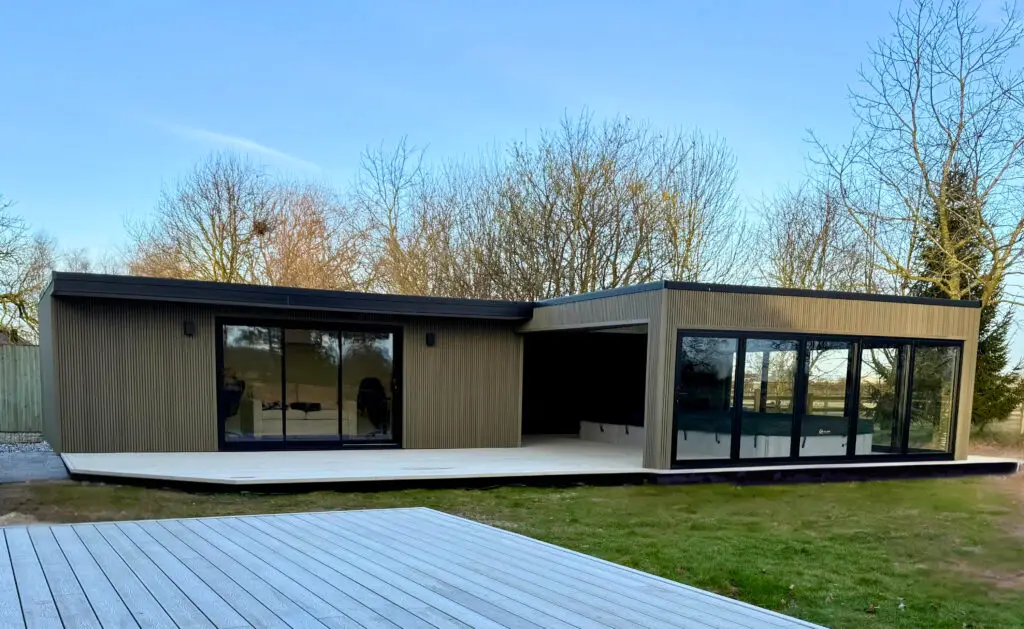 Luxury SIPS garden office with large canopy.